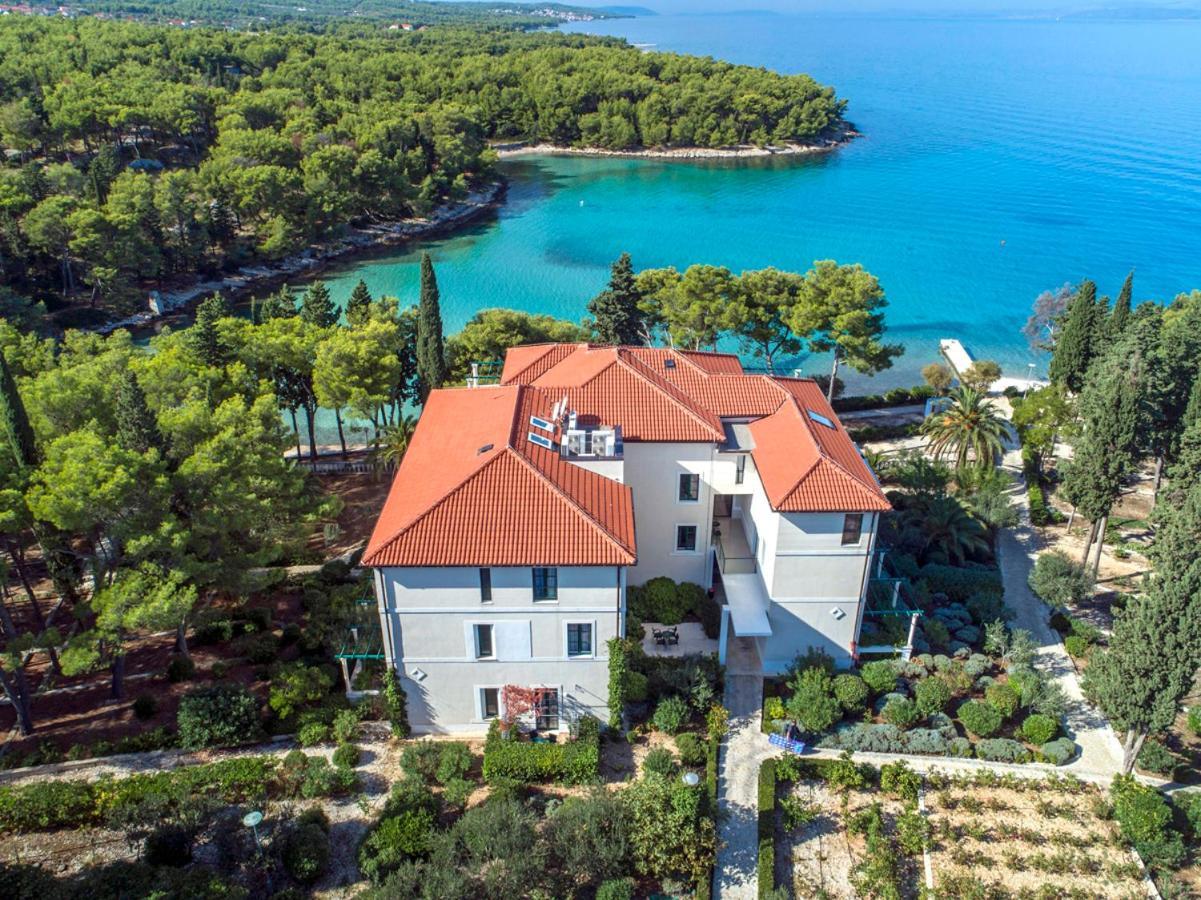 Aminess Vival Velaris Resort Supetar Εξωτερικό φωτογραφία