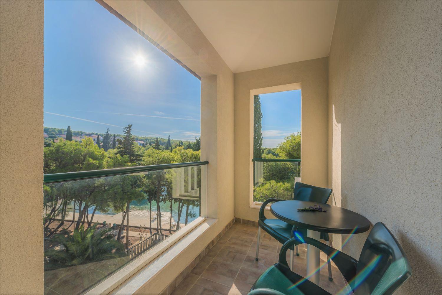 Aminess Vival Velaris Resort Supetar Εξωτερικό φωτογραφία